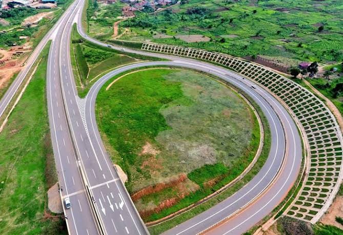 government-collects-ugx25bn-from-tollways-on-entebbe-expressway