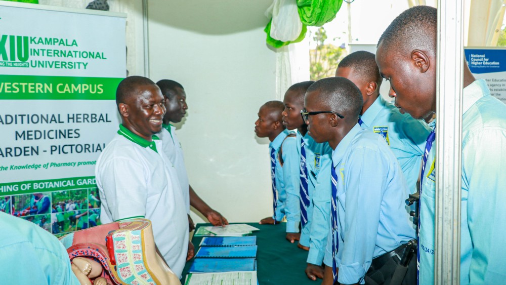 kiu-successfully-participates-in-the-1st-regional-higher-education-exhibition