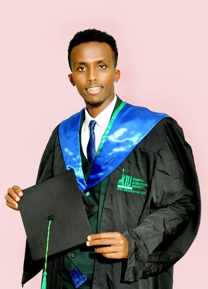 newly-graduated-moulid-wants-to-contribute-to-the-development-of-his-home-country